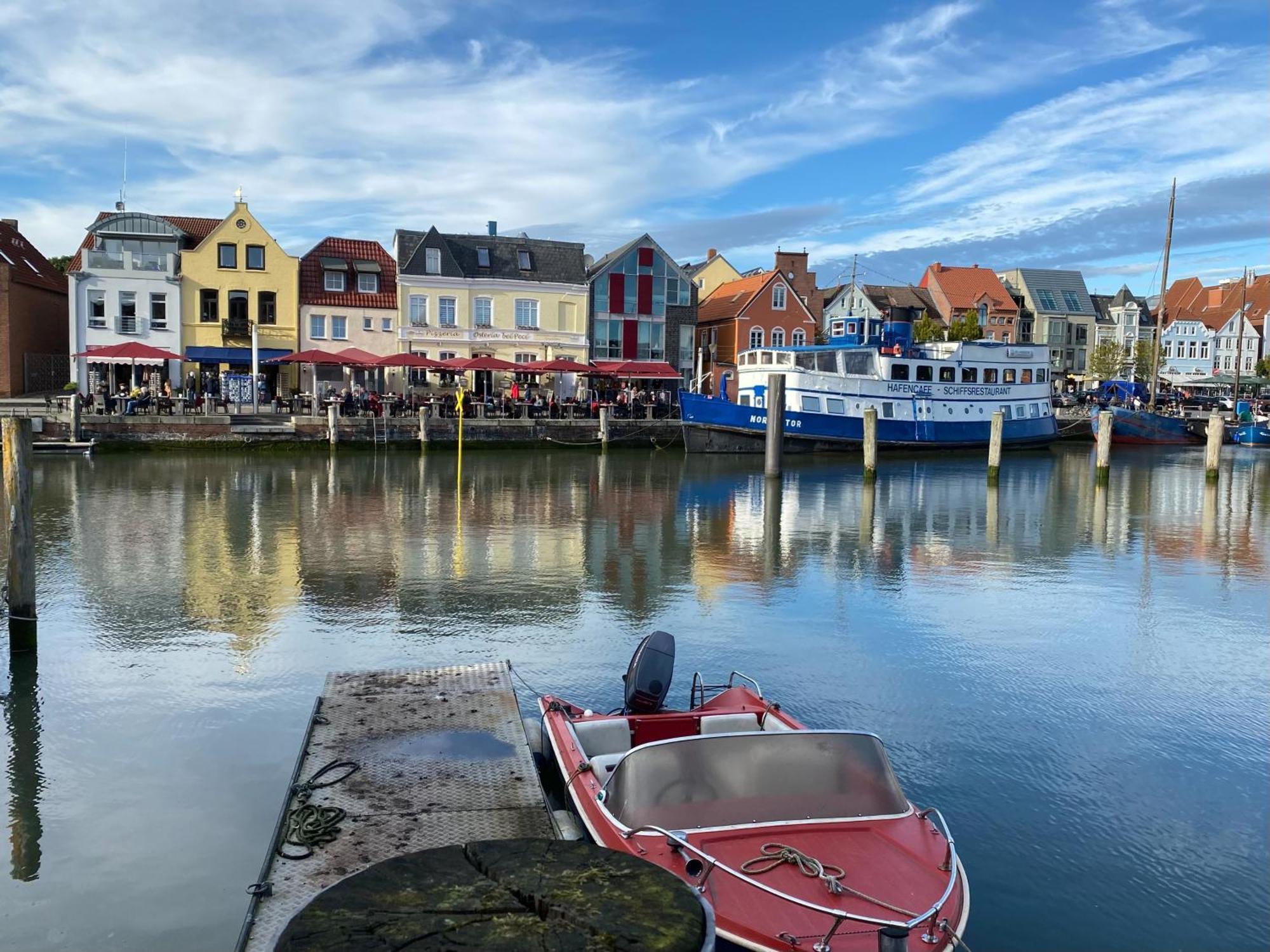 To Huus Bi De Tine Villa Husum  Kültér fotó